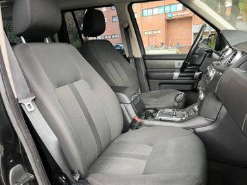 Land-Rover Discovery - 11