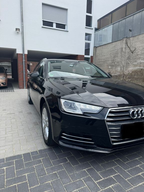 Image of Audi A4