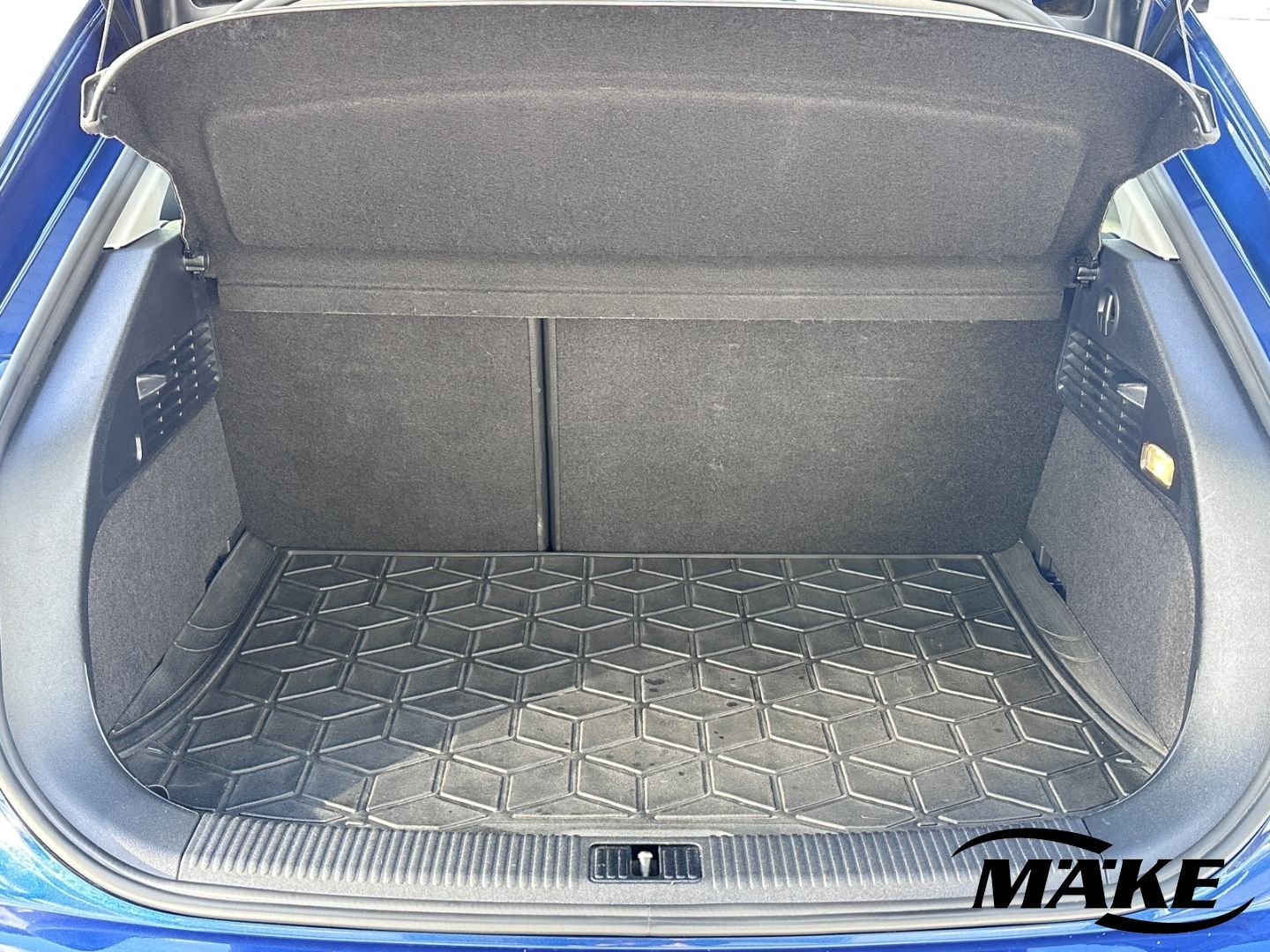 A1 Sportback Attraction 1.6 TDI KLIMA SHZ ISOFIX