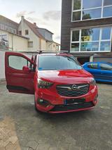 Opel Combo Life EDI 1.2T - Opel Combo mit Benzin-Antrieb: Navigationssystem