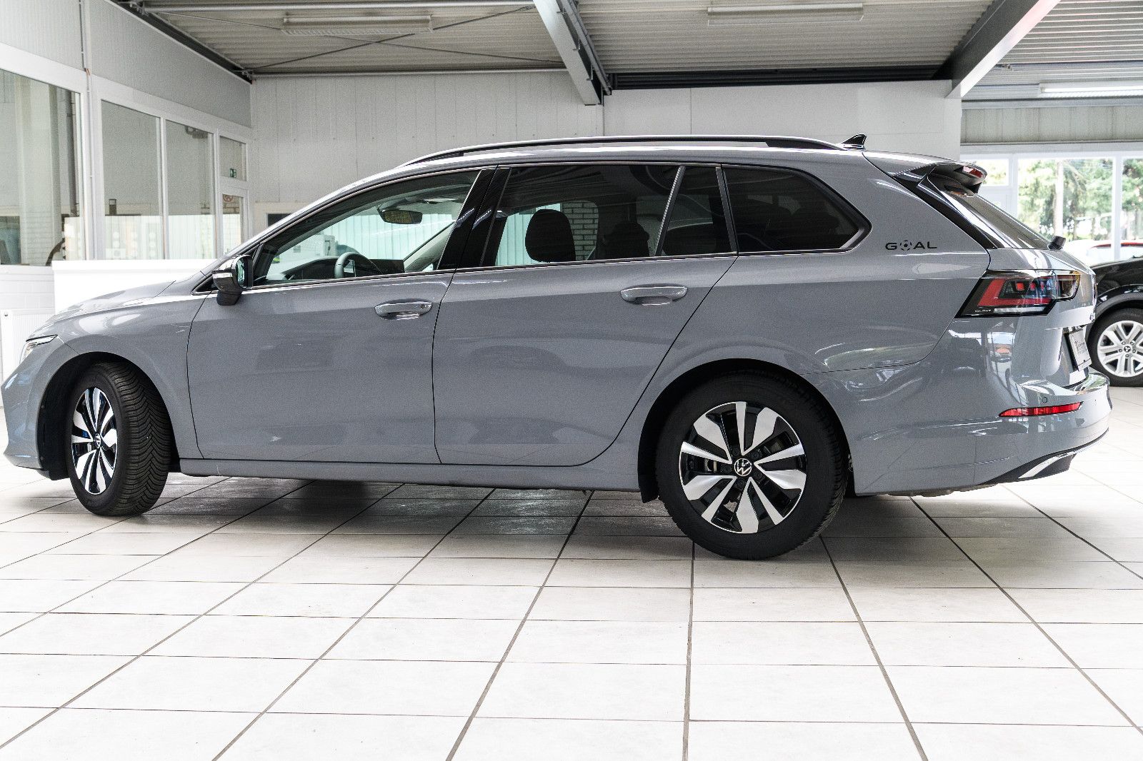 Fahrzeugabbildung Volkswagen Golf VIII Variant 2.0 TDI Goal+LED+AHK+GJR+ACC