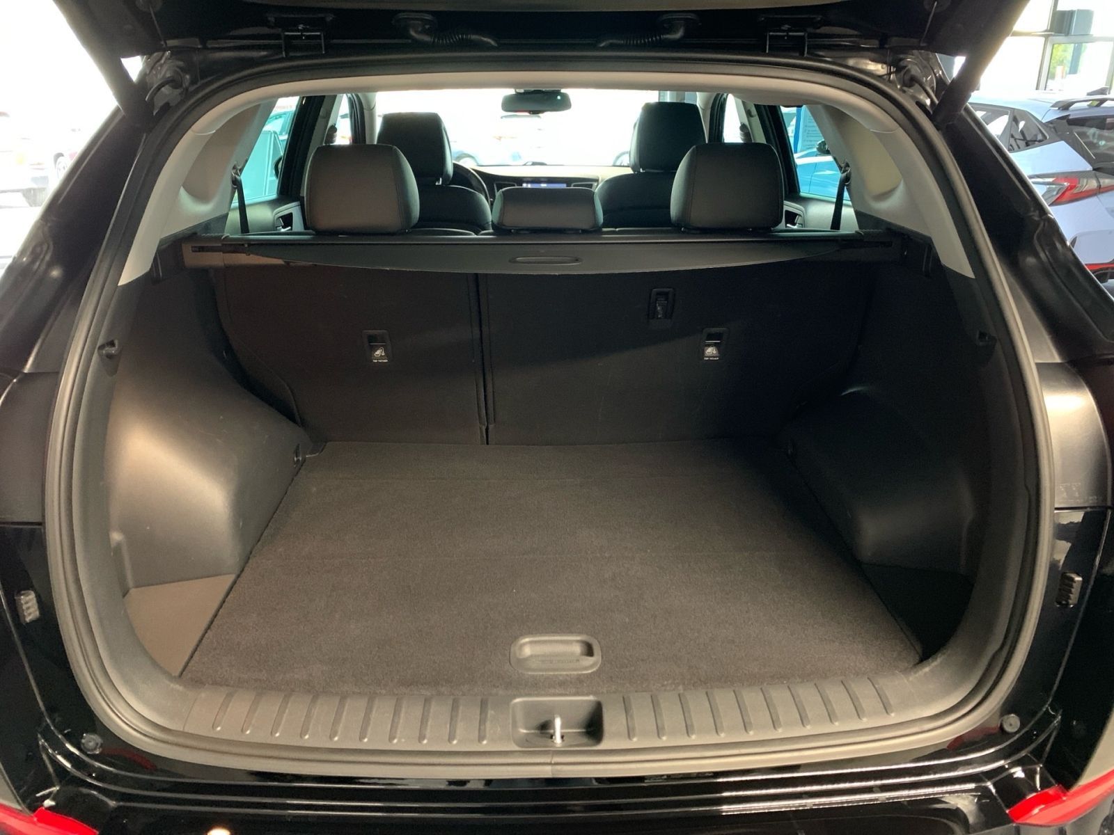 Fahrzeugabbildung Hyundai TUCSON 1.6 Turbo 7-DCT Premium 4WD Leder