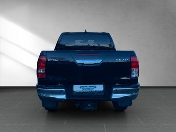 Toyota Hilux 2.4D 4x4 Double Cab Comfort *AHK*2xPDC*NAV