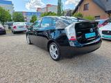 Toyota Prius 1.8-l-VVT-i*Auto*Tempo.*Sitzh.*PDC*TÜV NEU - schwarze Toyota Prius