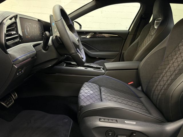 Volkswagen Passat - Bild 15