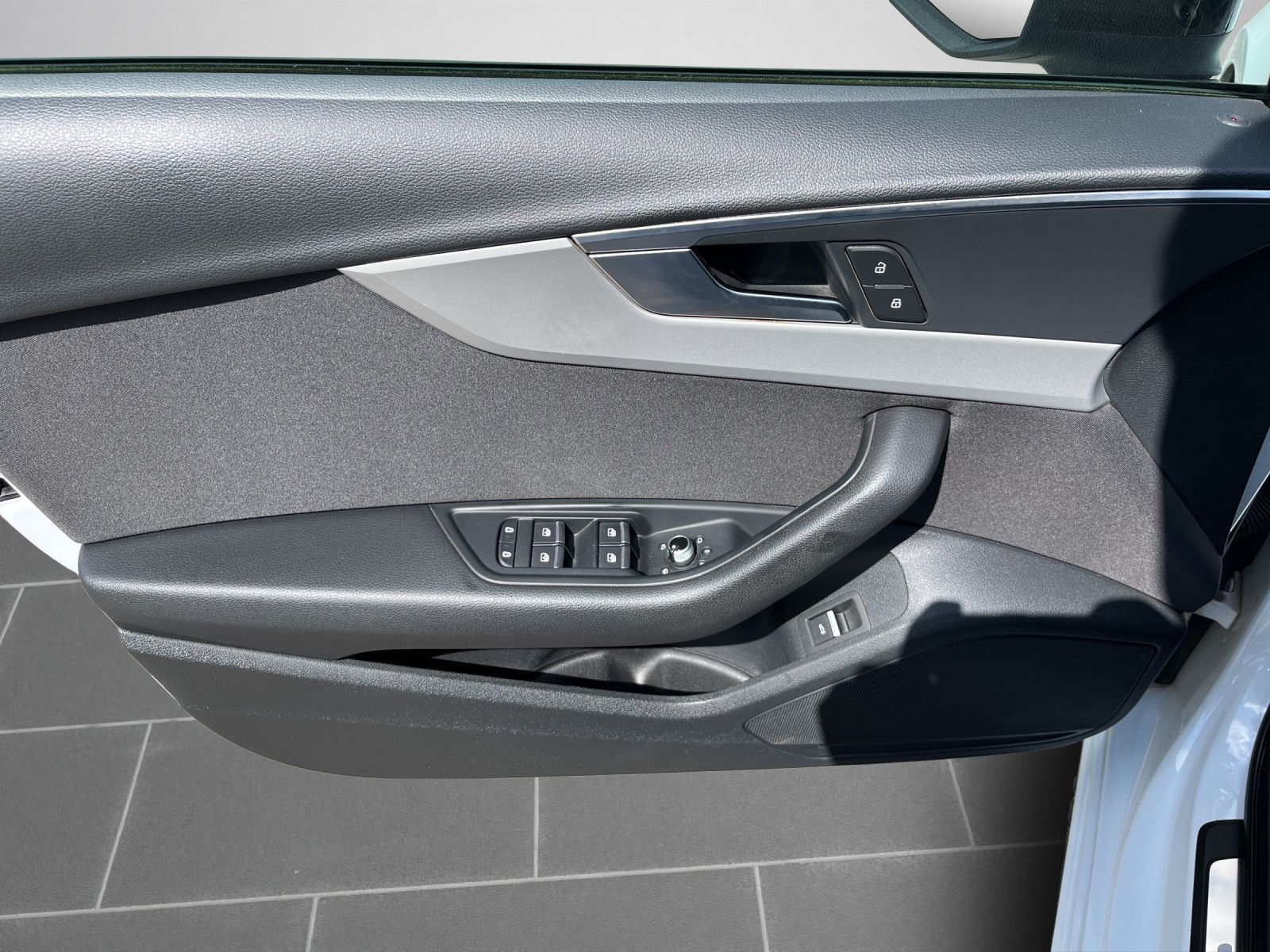 Audi A4 - Bild 14