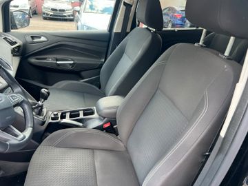 Ford Grand C-Max - 12
