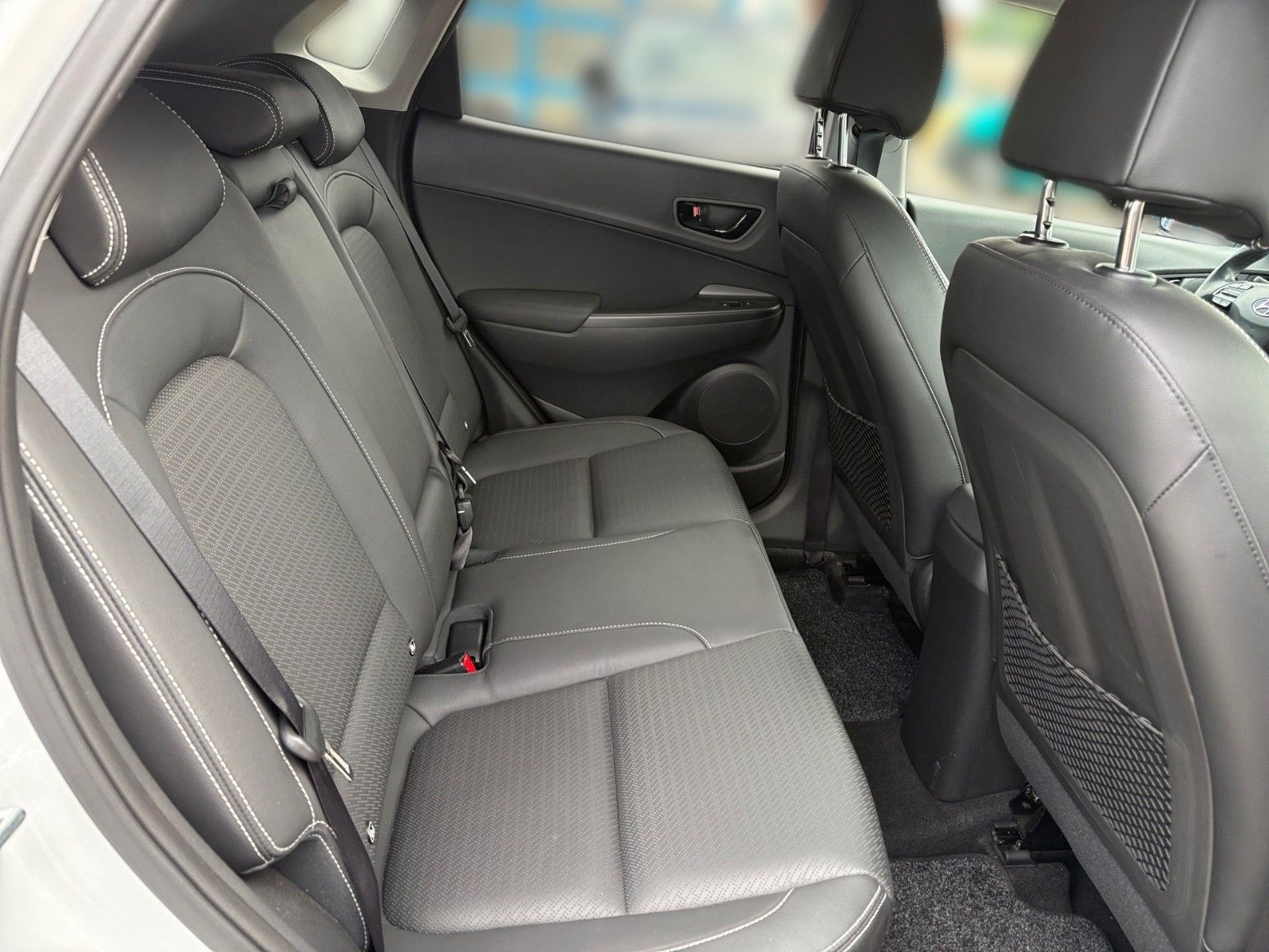 Fahrzeugabbildung Hyundai Kona Premium Hybrid
