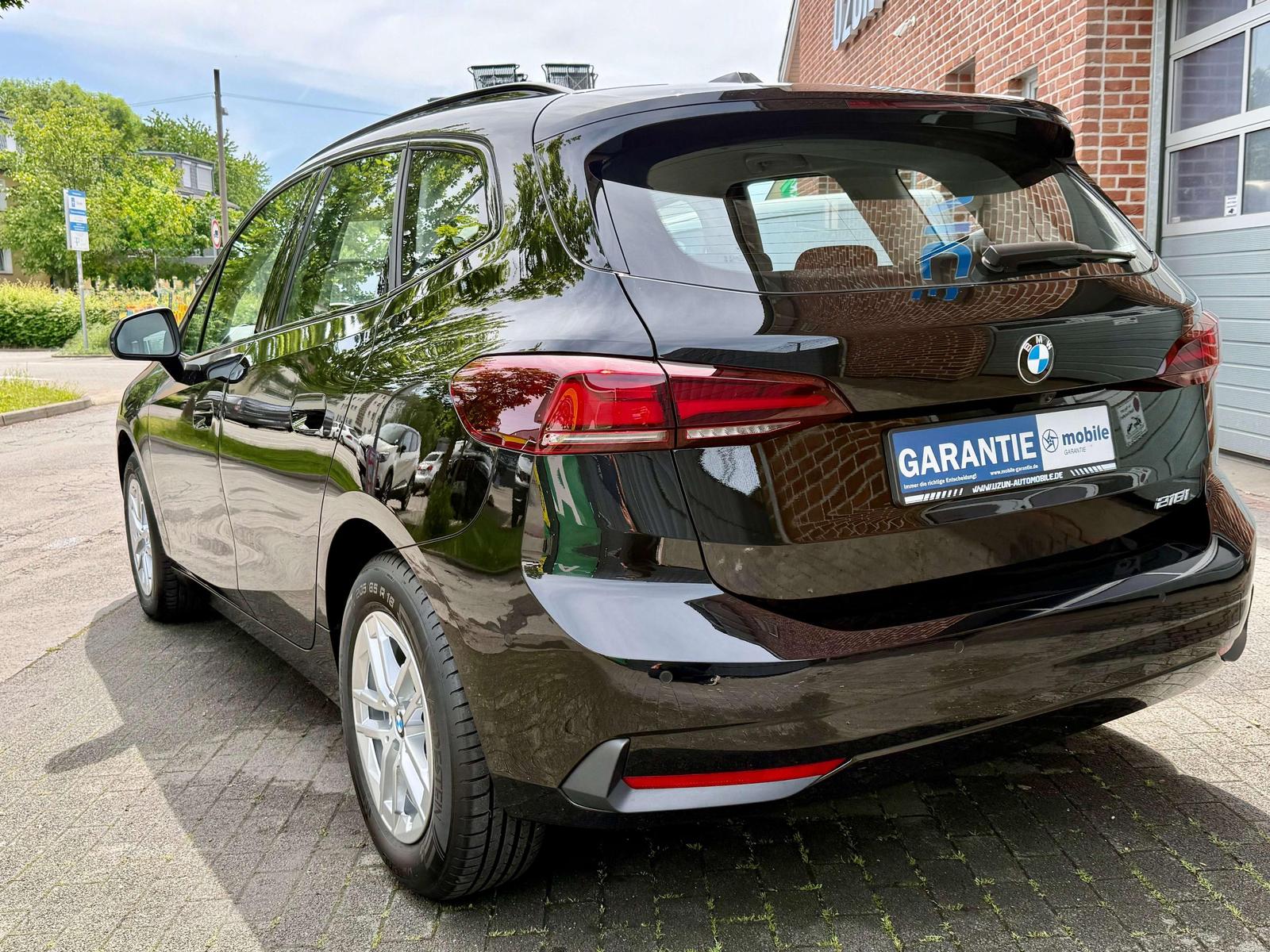 BMW 216 i 10,TKm*2026 er*Automatik*Navi*CarPlay*Kame
