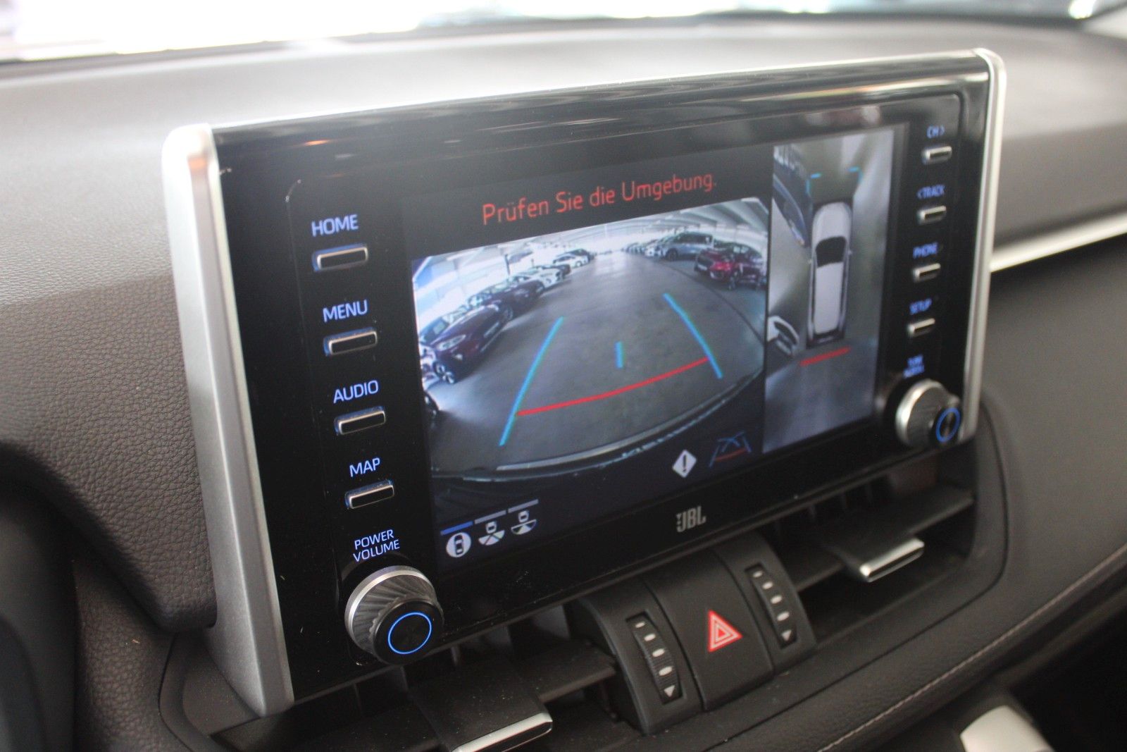 Fahrzeugabbildung Toyota RAV 4 4x2 Hybrid Lounge Aut. PANO LED LEDER ACC