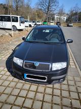 Skoda Fabia Combi 1.4 16V Elegance Automatik Standheiz - Skoda Fabia: 16v Combi