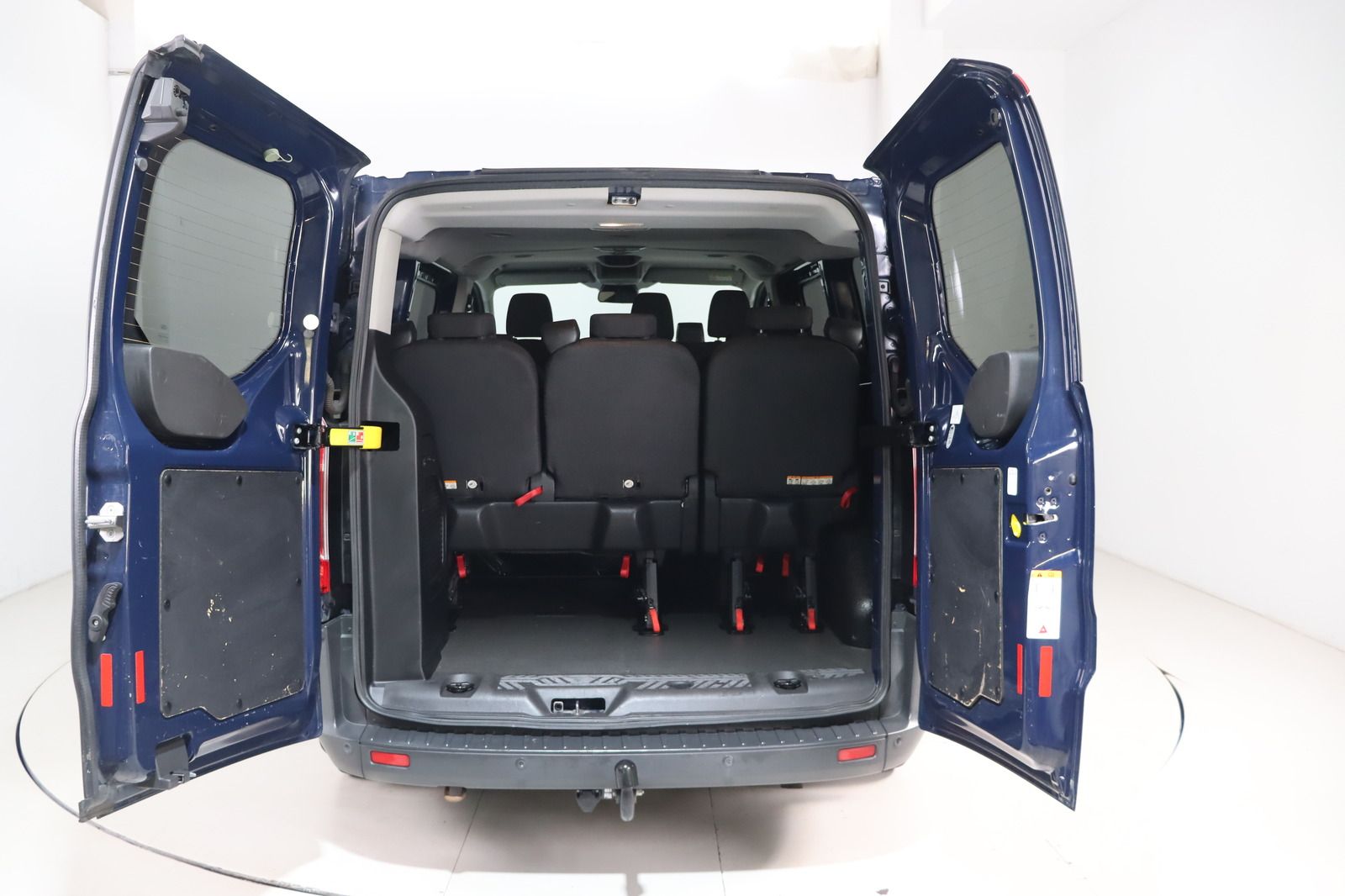 Fahrzeugabbildung Ford Transit Custom Kombi 310 L1 H1 Trend 2.0 EcoBlue