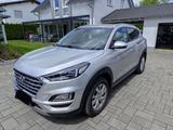 Hyundai TUCSON 1.6 CRDi Advantage + 2WD Advantage + - Hyundai TUCSON von privat