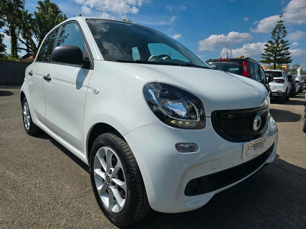 Image of Smart ForFour