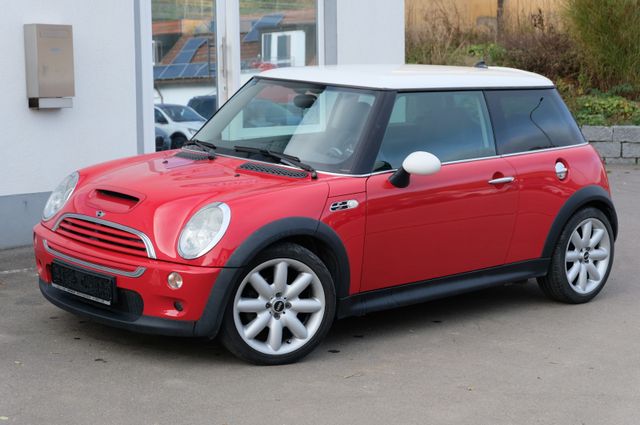 MINI Cooper S Leder Xenon NaviProf PDC 1.Hand