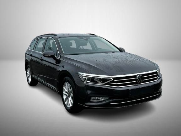 VW Passat Variant 2.0d DSG XENON NAVI LED CAM