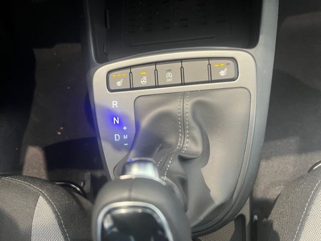 Fahrzeugabbildung Hyundai i10 Trend 1.0 A/T (MY25) Komfortpaket Navi Klima