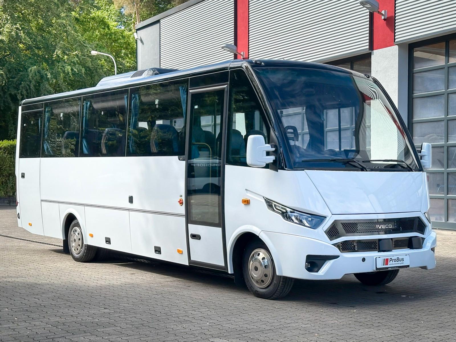Iveco Daily Reise 30 Sitze, 210PS