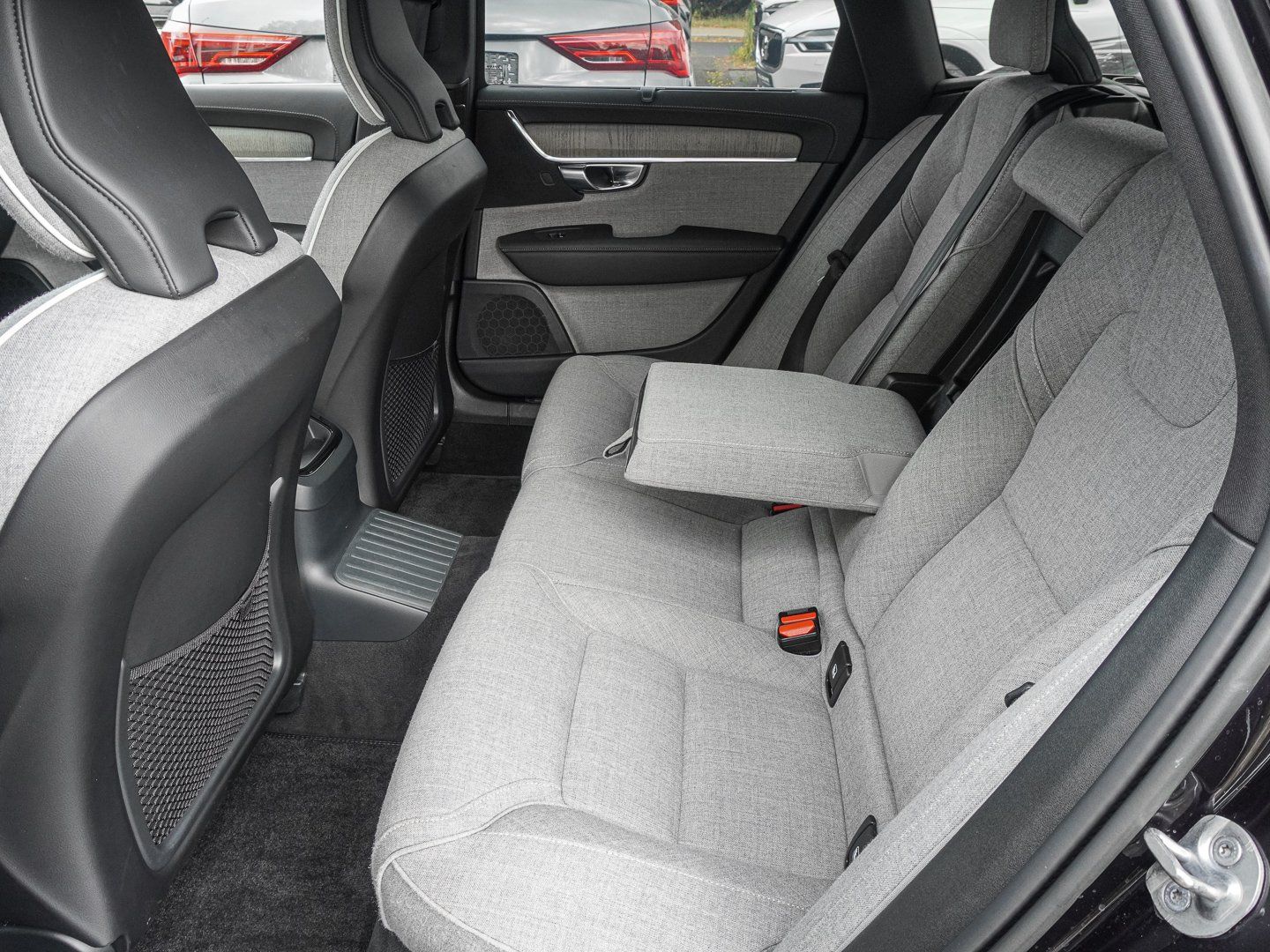 Volvo V90 T8 AWD Plus Bright Plug-in Hybrid 360° H&K foto 15