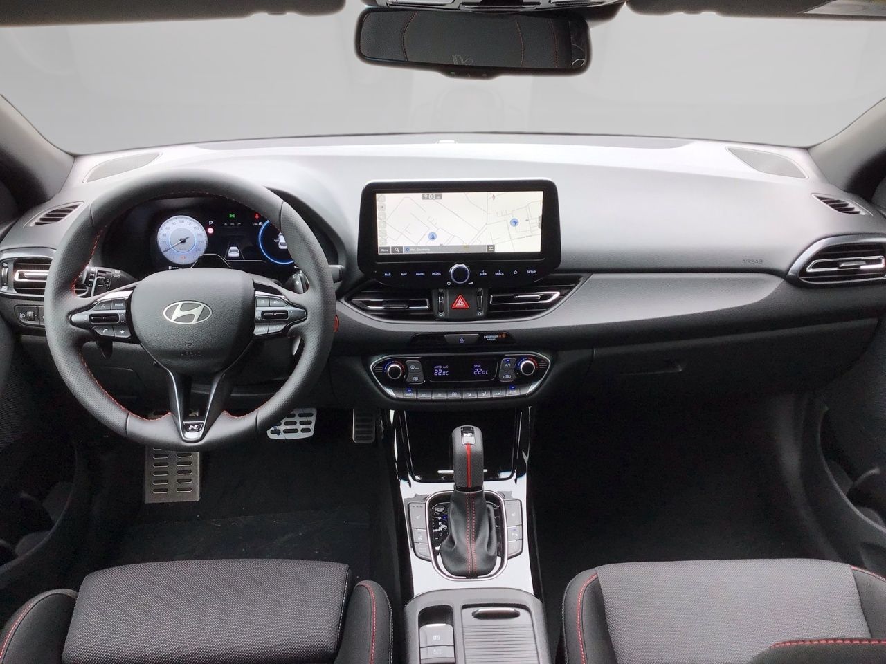 Fahrzeugabbildung Hyundai i30 N-LINE AUT DynLicht Kam. KeyLess KlimaA LED