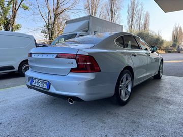 Volvo S90 - 3