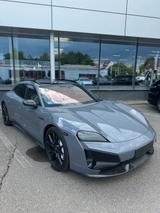 Porsche Taycan Turbo Sport Turismo Turbo NP 246.000 €