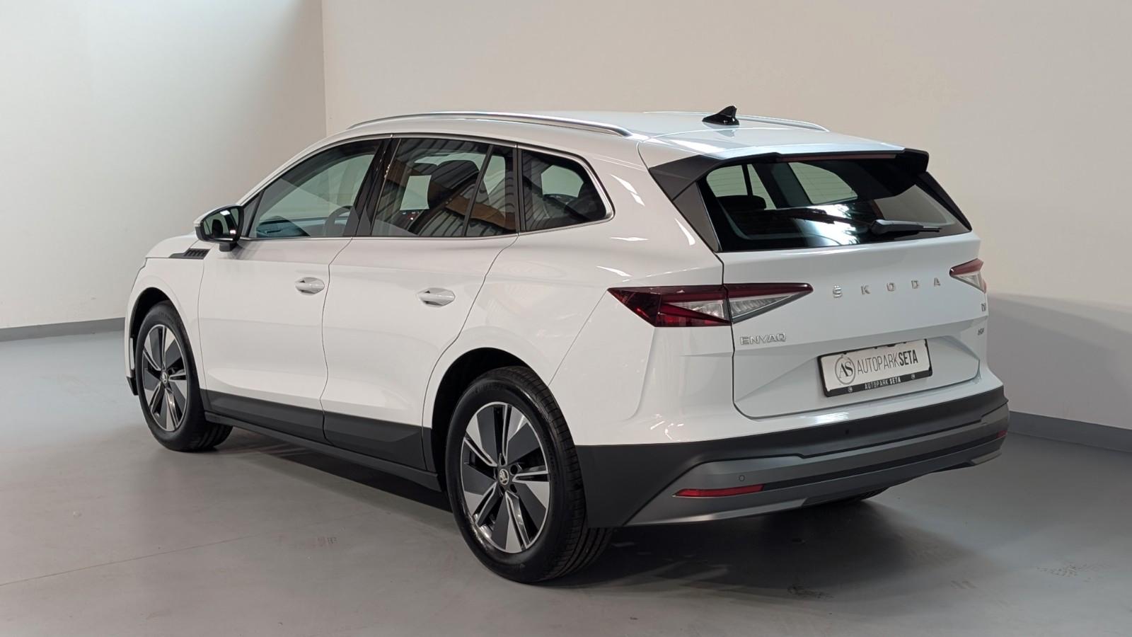 Skoda Enyaq 80 Lodge ACC*LANE*SIDE*KAM*W-PUMPE*19"