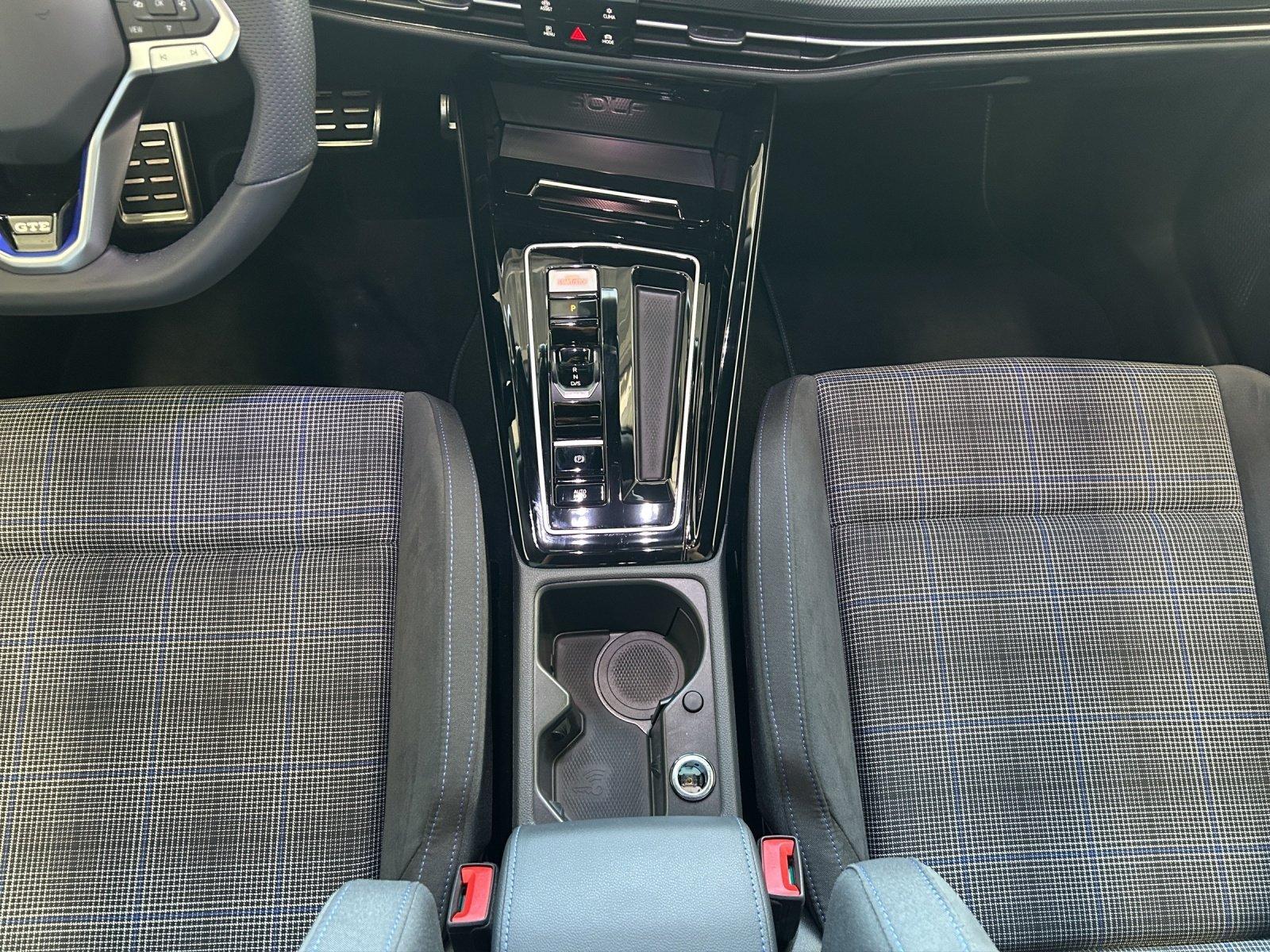 Volkswagen Golf VIII GTE 1.5 TSI DSG eHybrid NAVI AHK, миниатюра 13