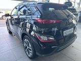 Hyundai KONA Elektro 100kW incl. 11kw OBC TREND Paket, S - Hyundai: I1o