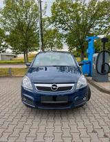 Opel Zafira B 1.9 Diesel 2007 - Opel Zafira aus 2007 mit Diesel-Antrieb