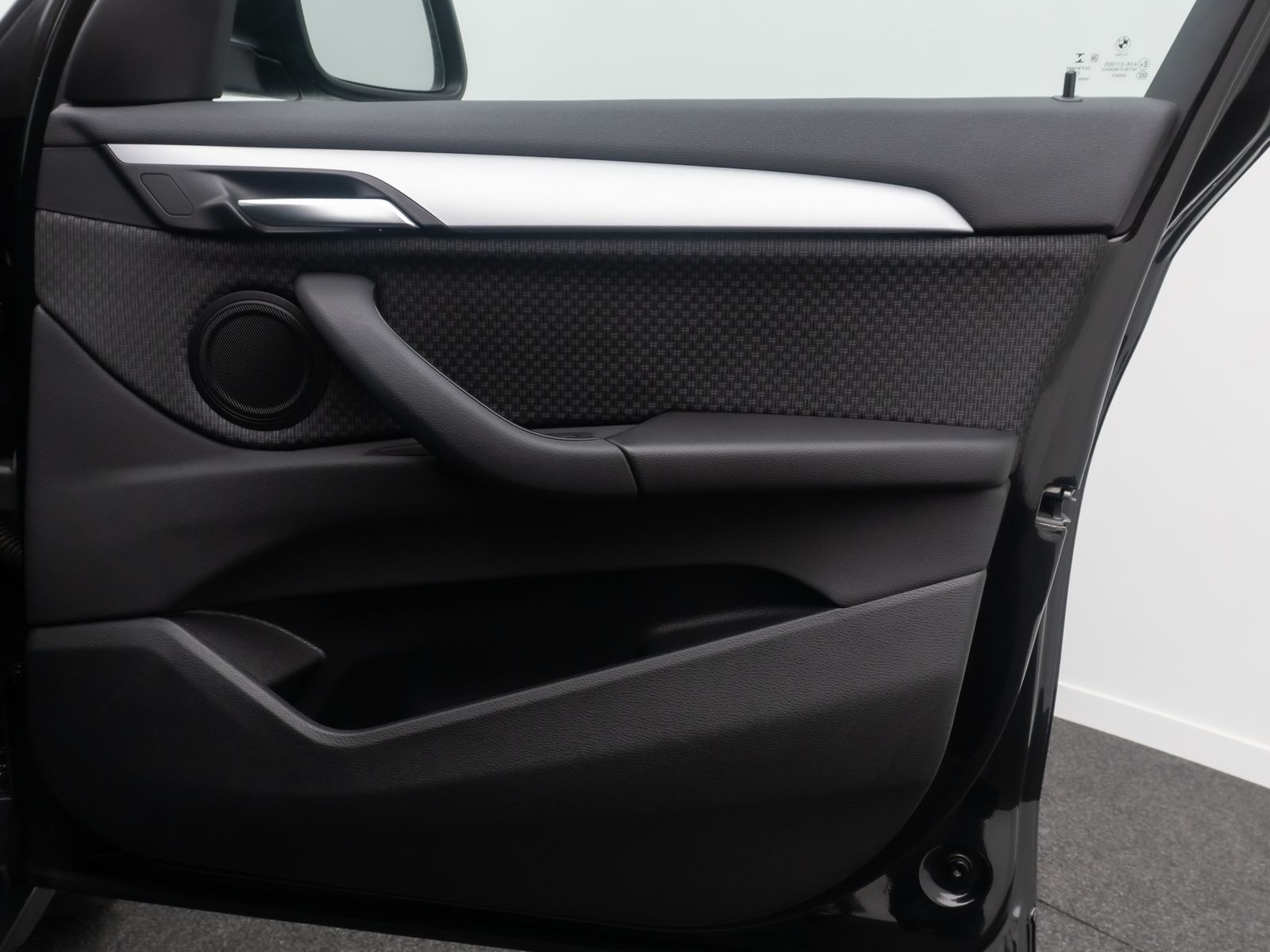Fahrzeugabbildung BMW X1 sD18i GeschwindigReg DAB ParkAss Navi Lordos
