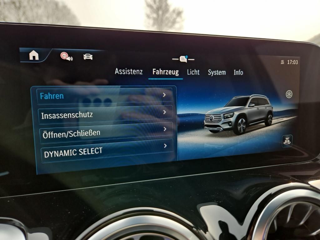 Fahrzeugabbildung Mercedes-Benz GLB 200 d +AMG+DISTRONIC+MULTIBEAM+WINTER-PAKET+