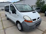 Renault Trafic Combi L1H1 2,9t  verglast - Renault Trafic aus 2002