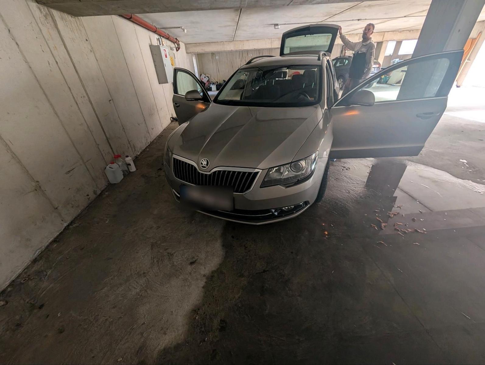 Skoda Superb 2014 — photo 8