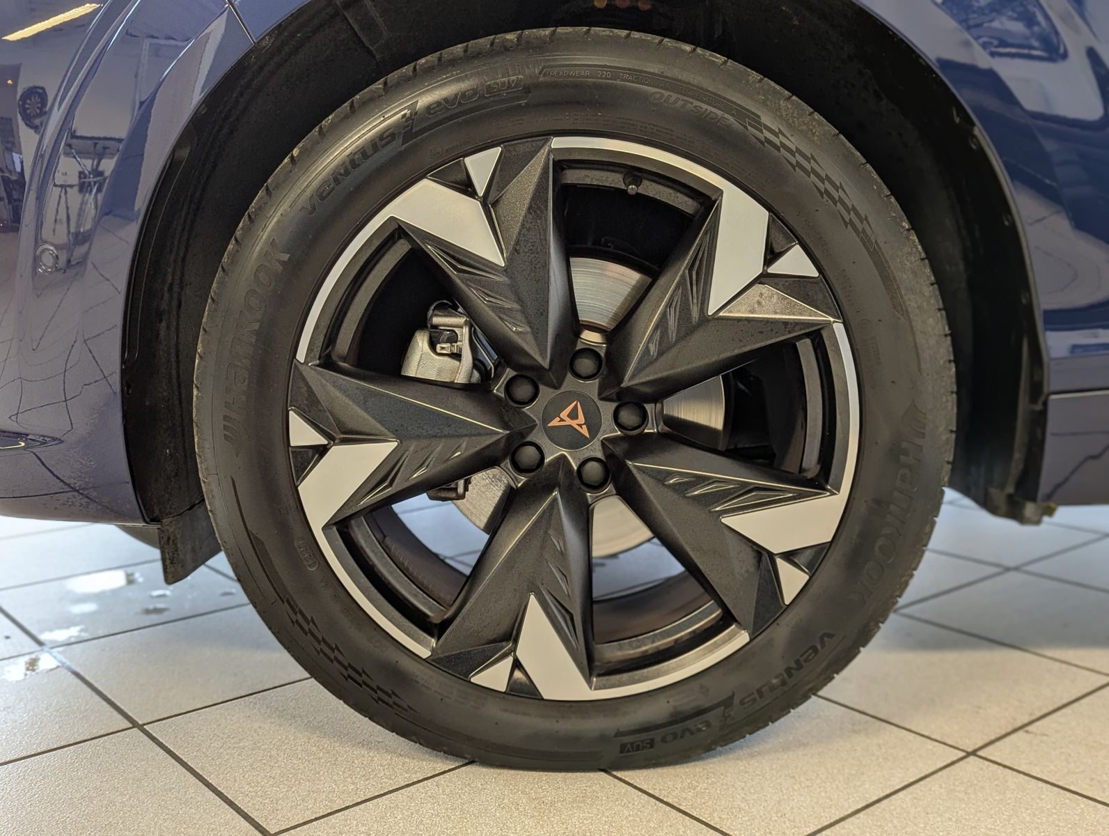 CUPRA Terramar 1.5 eTSI Dinamica Edge-Paket HUD 19" - Image 10