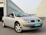 Renault Megane Coupé-Cabriolet *SZH*NAVI*PDC*LEDER* - Renault Megane aus 2004: Cabrio