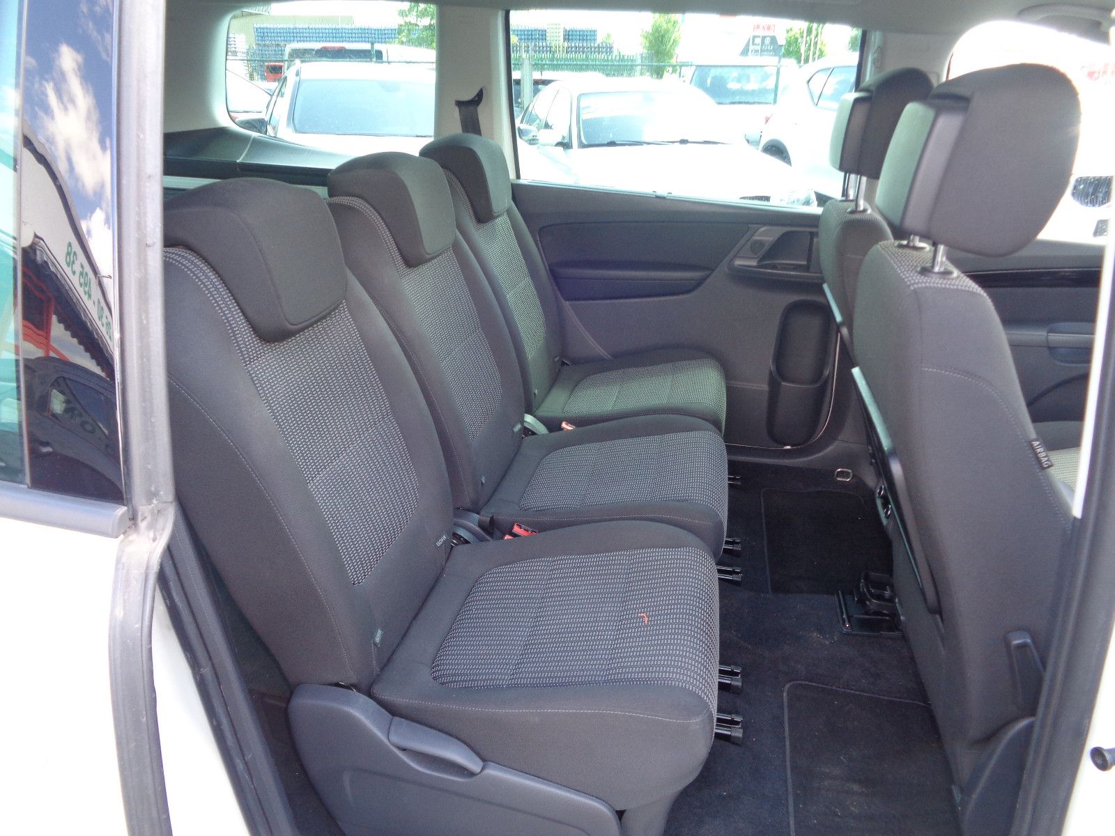 Fahrzeugabbildung SEAT Alhambra Style / KEYLESS / NAVI / KAMERA / MWST