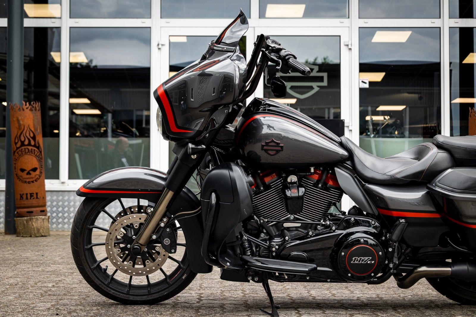 Fahrzeugabbildung Harley-Davidson CVO STREET GLIDE 117 FLHXSE - KESSTECH