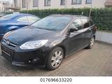 Ford Focus 1.6  Turnier Sync Edition - Ford Focus: Sync Edition