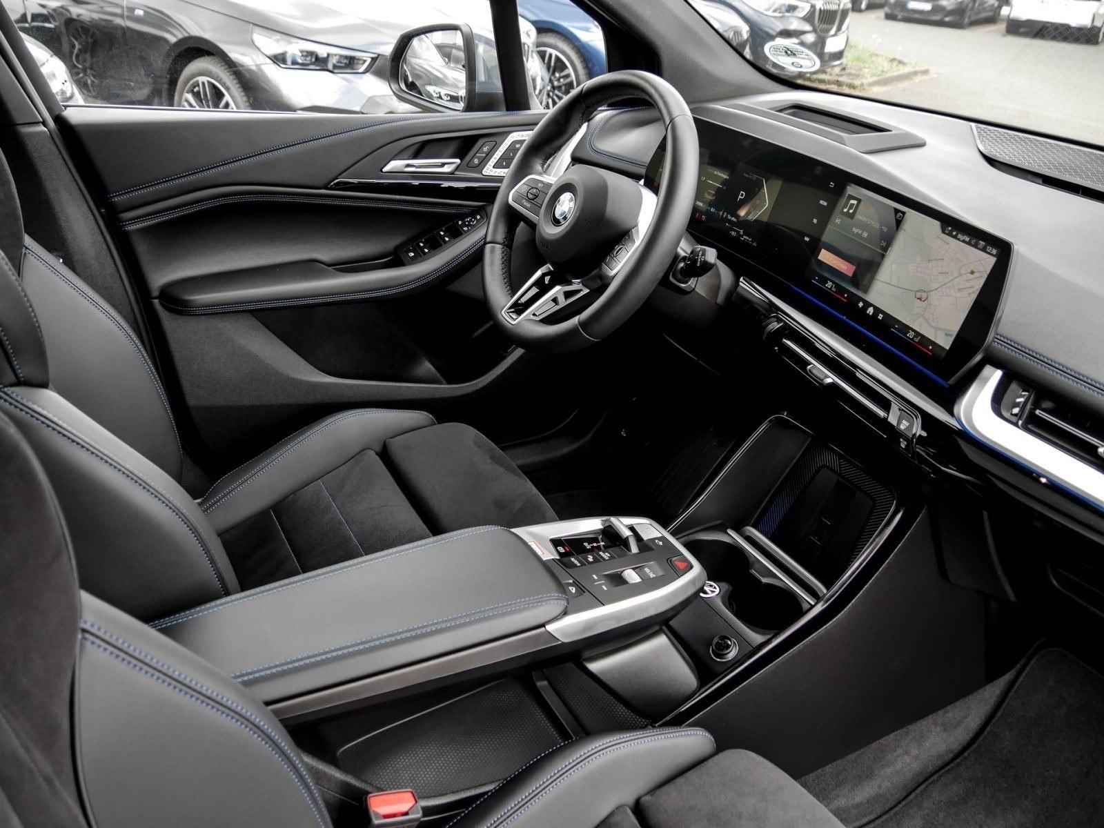 BMW 223i