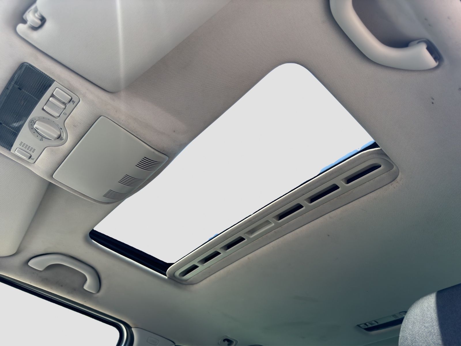 Fahrzeugabbildung SKODA Fabia Combi Scout /Klimaautom./Schiebedach/II.Hd