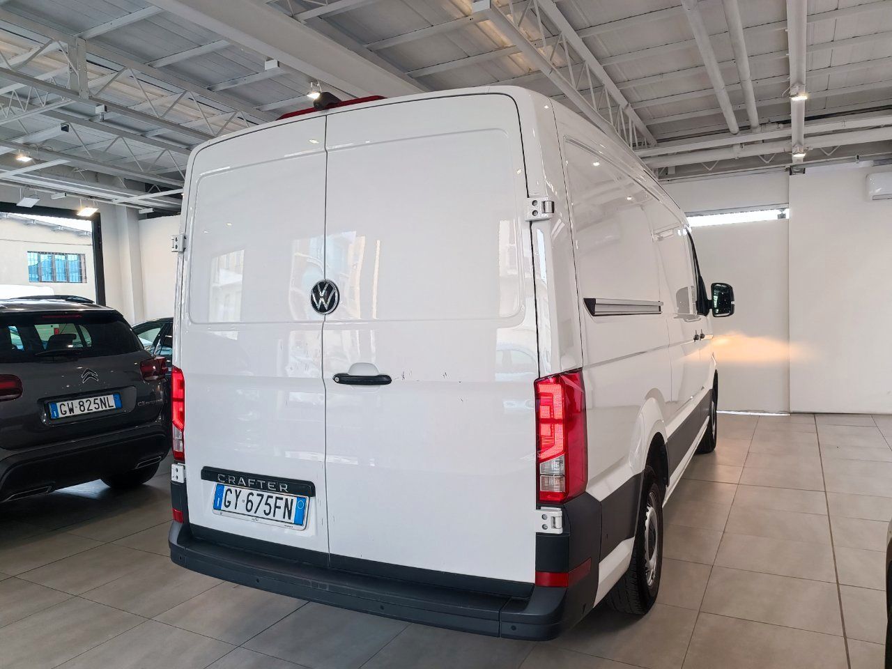 Volkswagen VOLKSWAGEN Crafter 30 2.0 tdi 140cv L3H3 imagem 2