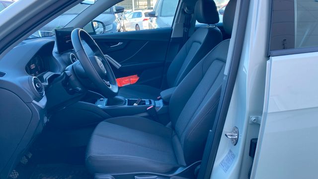 Foto Nummer 10: AUDI Q2