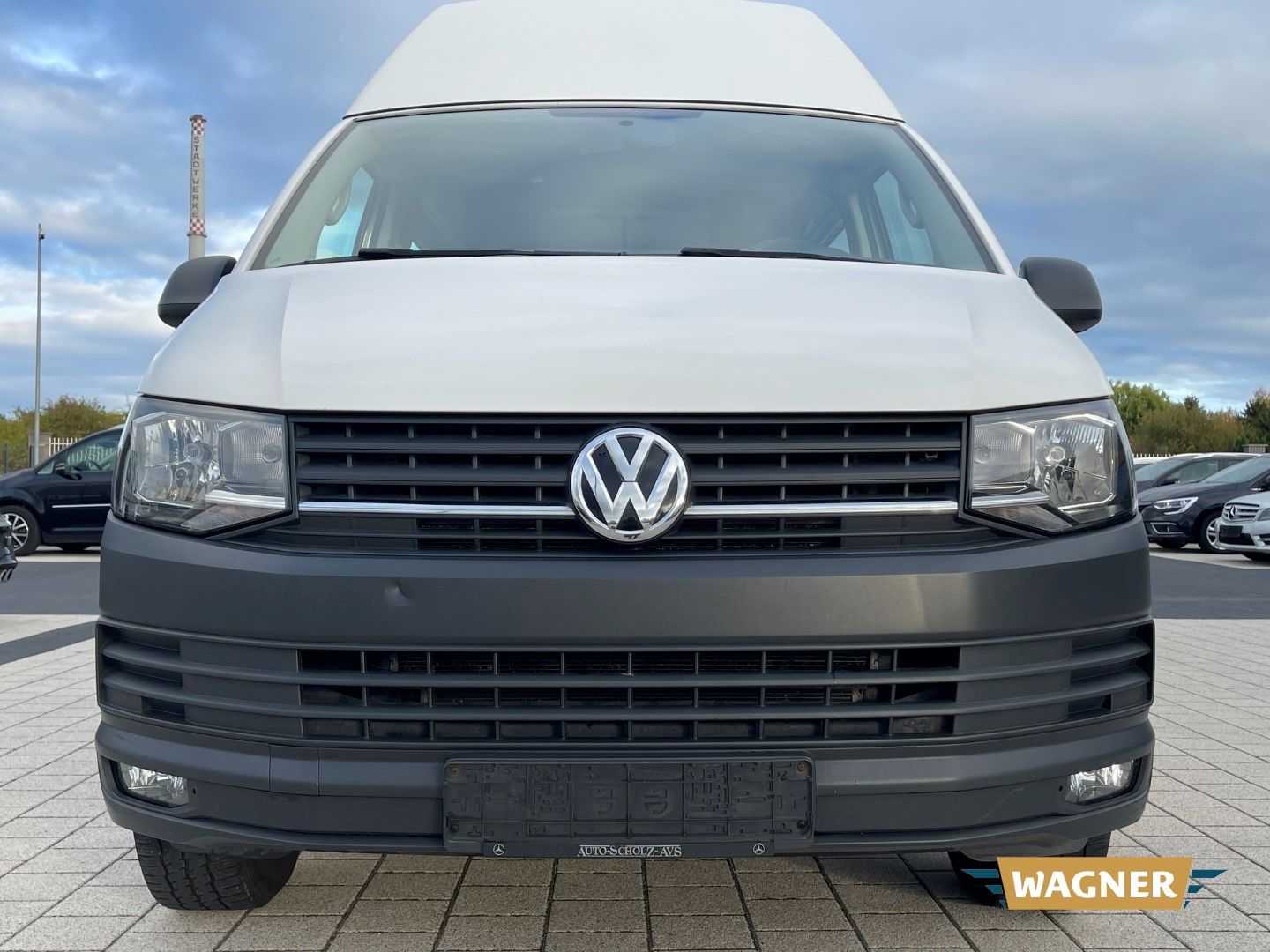 Fahrzeugabbildung Volkswagen T6 Kombi Hochdach lang 2.0 TDI 5-Sitzer