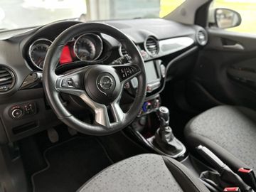 Fotografie des Opel Adam 1.4 Start/Stop Jam