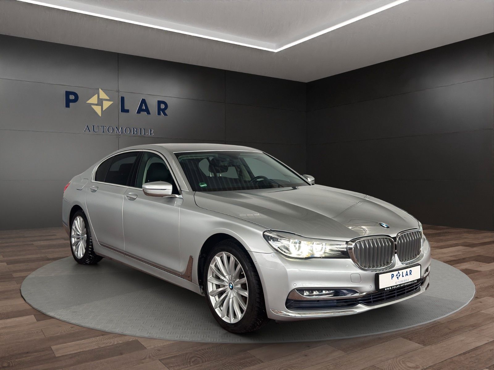 Fahrzeugabbildung BMW 730d 1.Hand /SoftClose/360°/Dig.Cock/4-Zonen