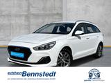 Hyundai i30 cw 1.4 Trend NAVI SHZ LENKRHZG KAMERA - Hyundai i30 Trend mit Benzin-Antrieb