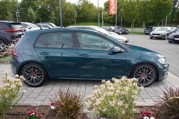 Volkswagen Golf - 5