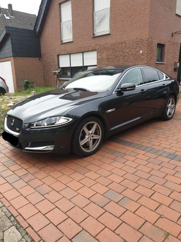 Jaguar  XF S 3.0 L V6 Diesel-- TÜV/HU NEU