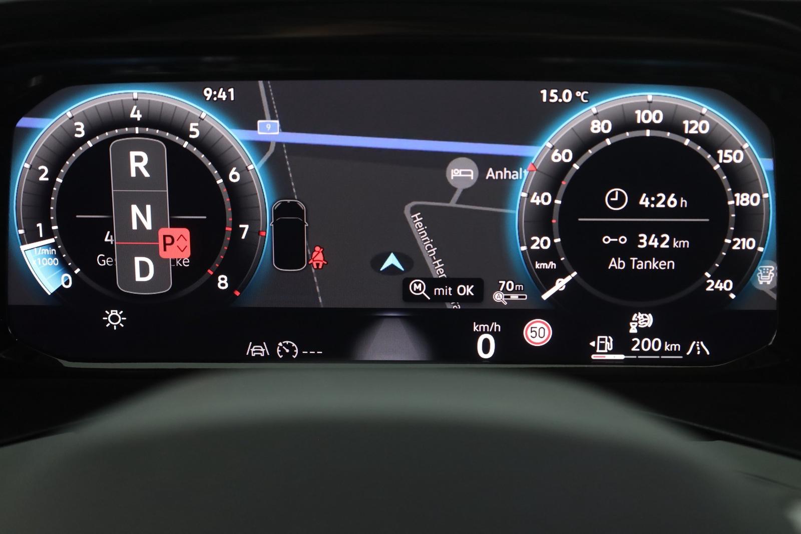 Volkswagen T7 Multivan 2.0 TSI DSG LED Navi AHK Panorama